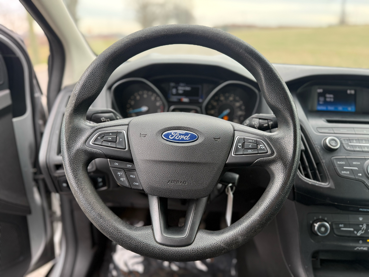 Ford Focus SE Sedan 2016