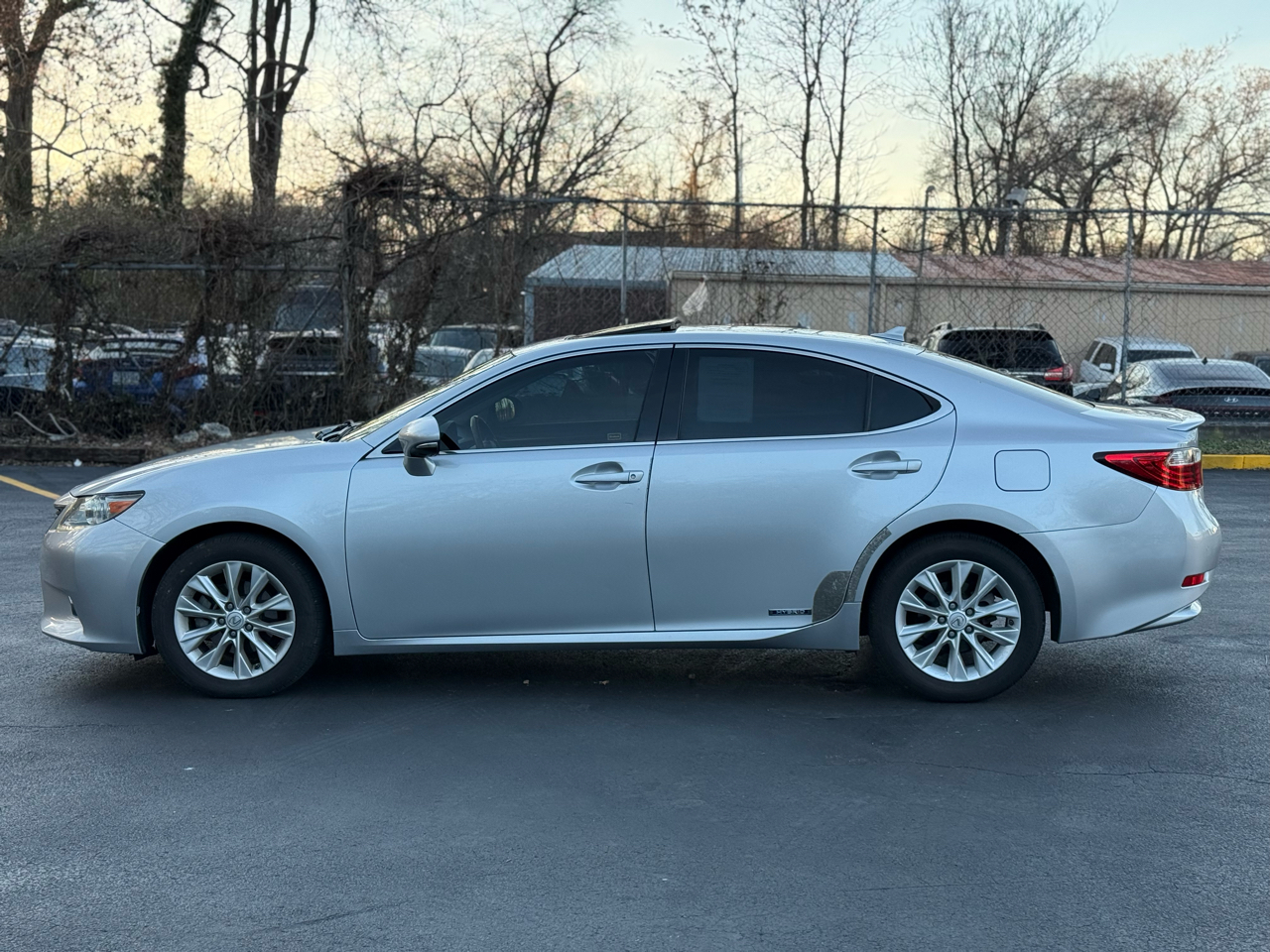 Lexus ES 300h Sedan 2014