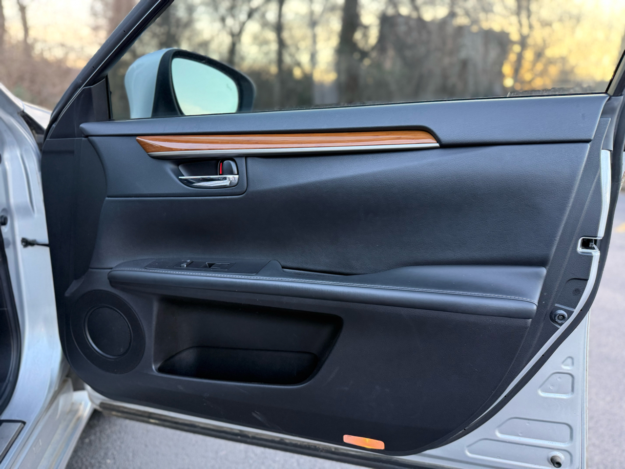 Lexus ES 300h Sedan 2014