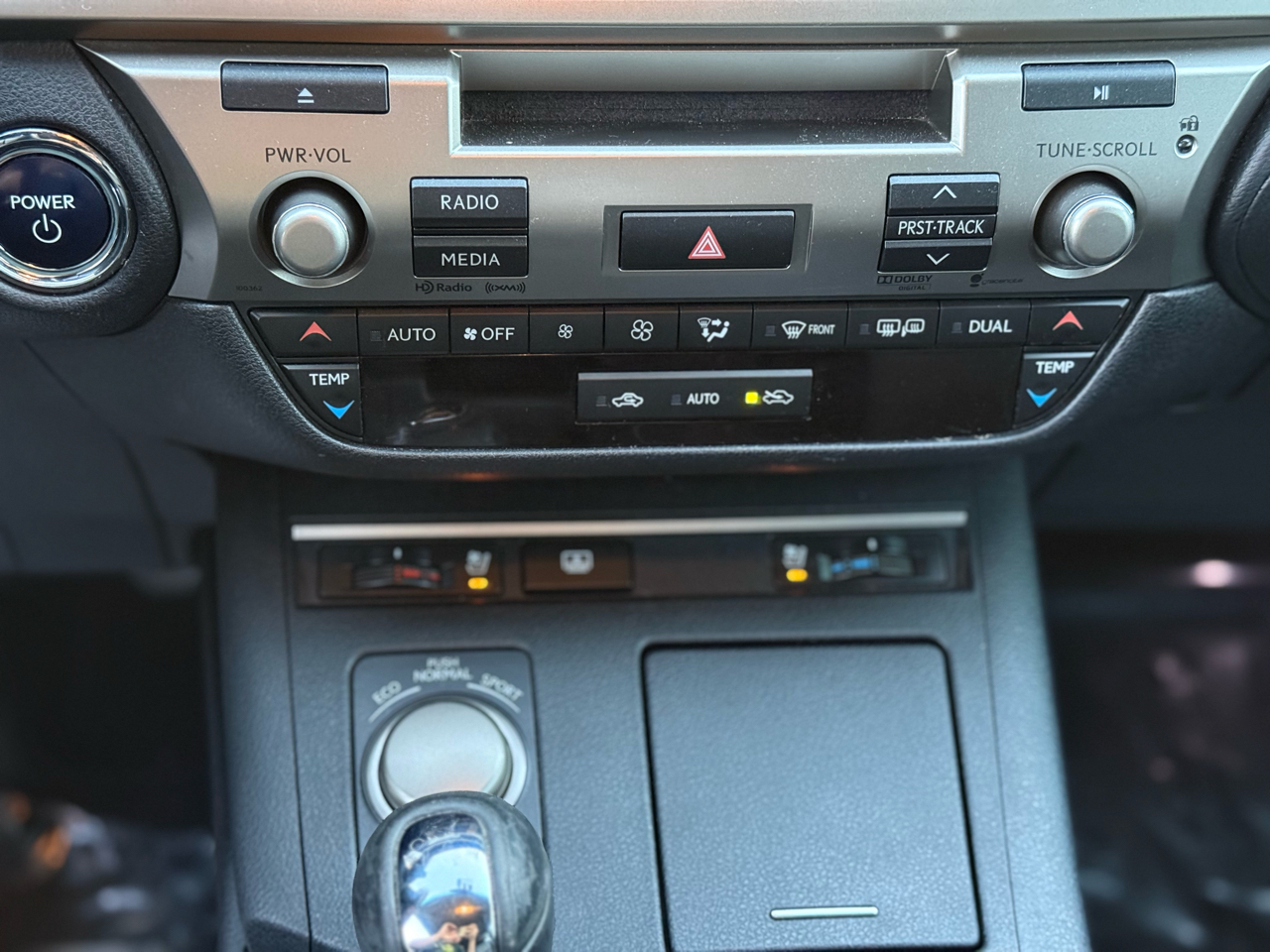 Lexus ES 300h Sedan 2014