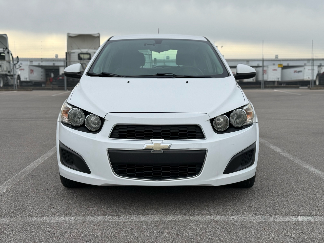 Chevrolet Sonic LS Auto 5-Door 2016