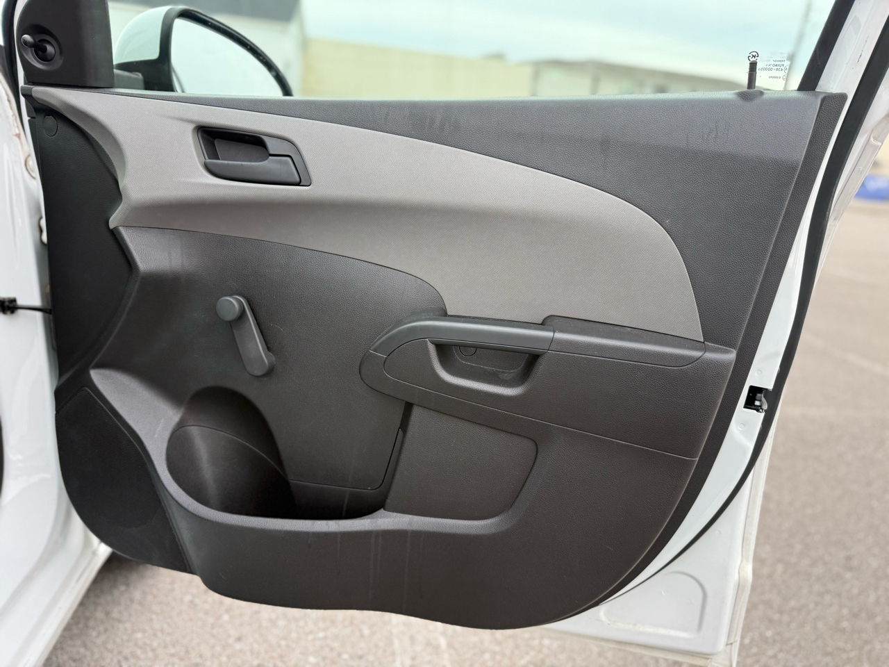 Chevrolet Sonic LS Auto 5-Door 2016