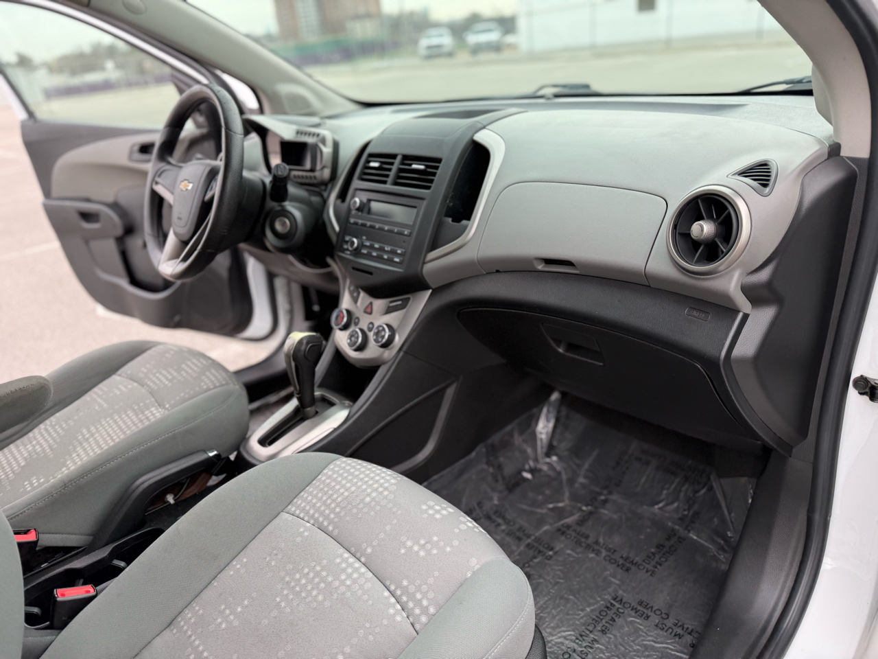 Chevrolet Sonic LS Auto 5-Door 2016