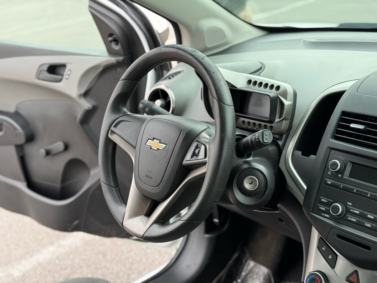 Chevrolet Sonic LS Auto 5-Door 2016