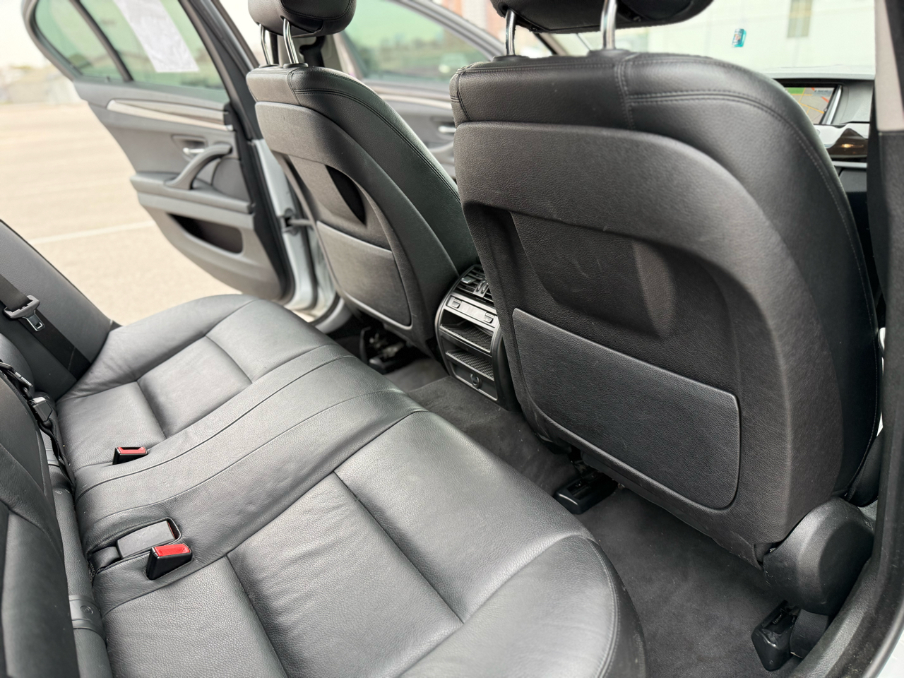 BMW 5-Series 535i xDrive 2015