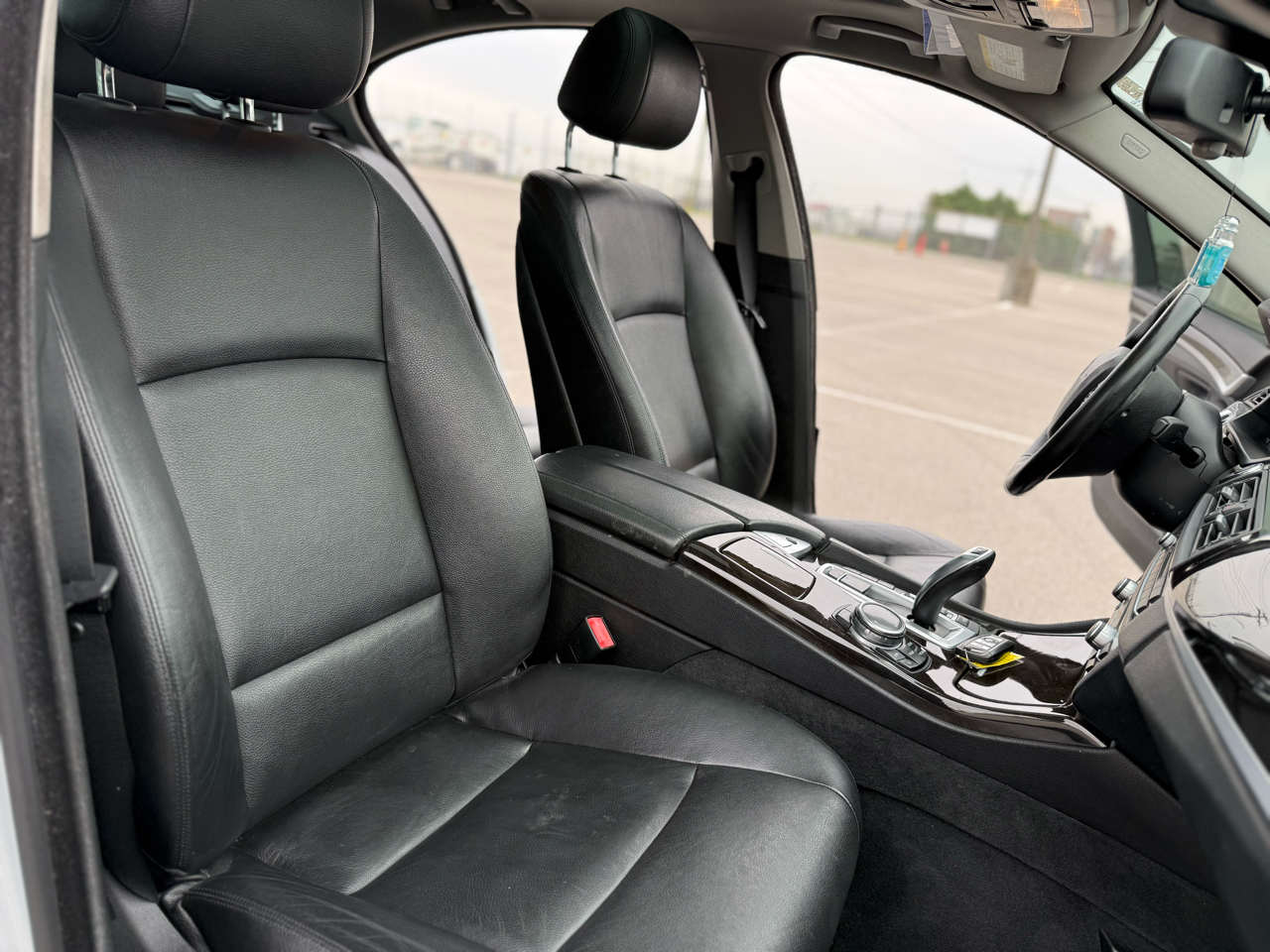 BMW 5-Series 535i xDrive 2015