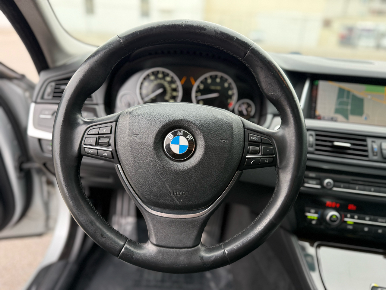 BMW 5-Series 535i xDrive 2015