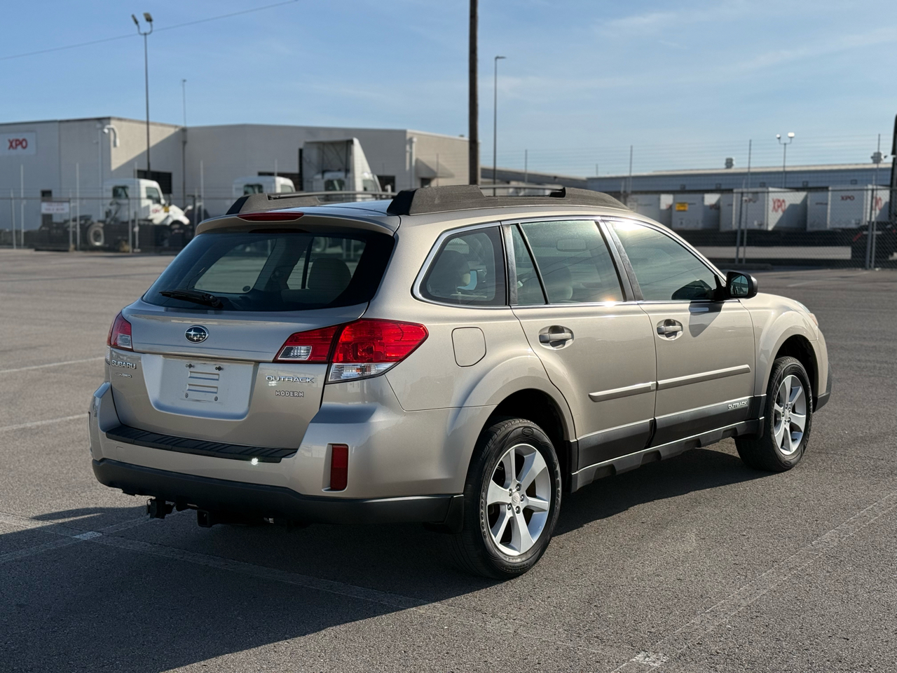 Subaru Outback 2.5i Wagon 2014