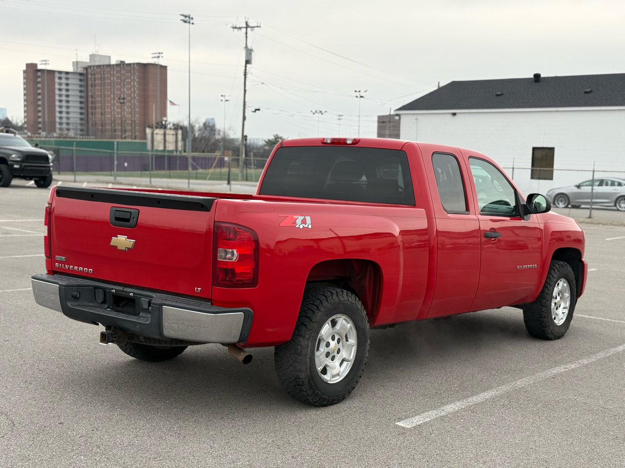 Chevrolet Silverado 1500 LT Z71 Crew Cab 4WD 2011