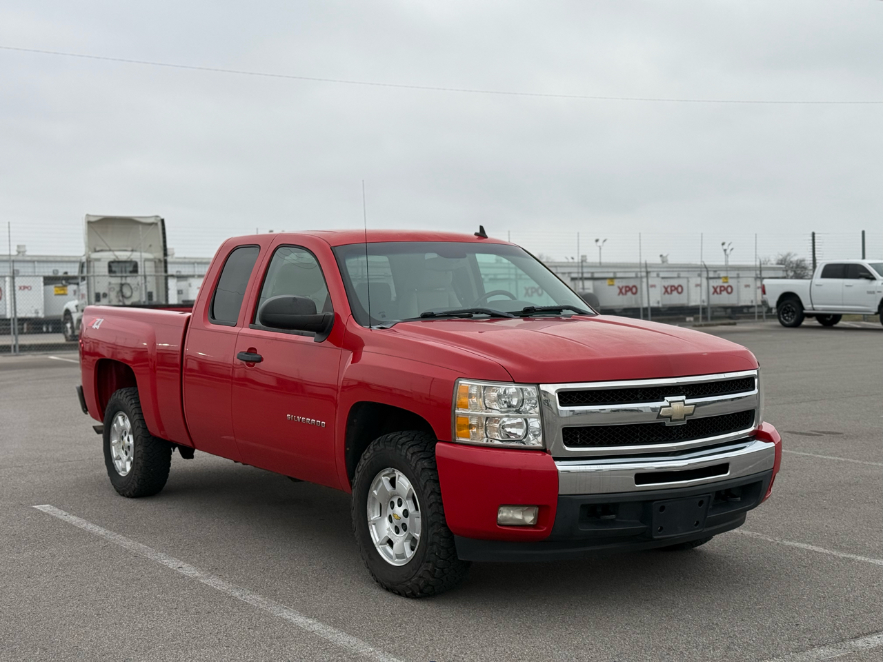 Chevrolet Silverado 1500 LT Z71 Crew Cab 4WD 2011