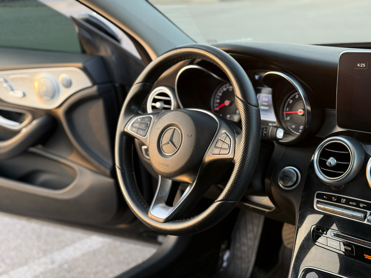 Mercedes-Benz C-Class C300 4MATIC Coupe 2017