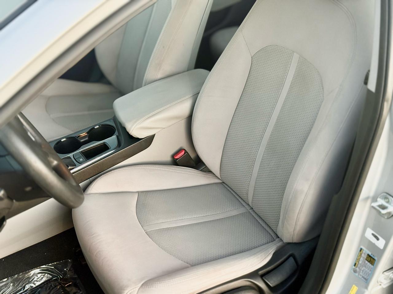 Hyundai Sonata SE 2016