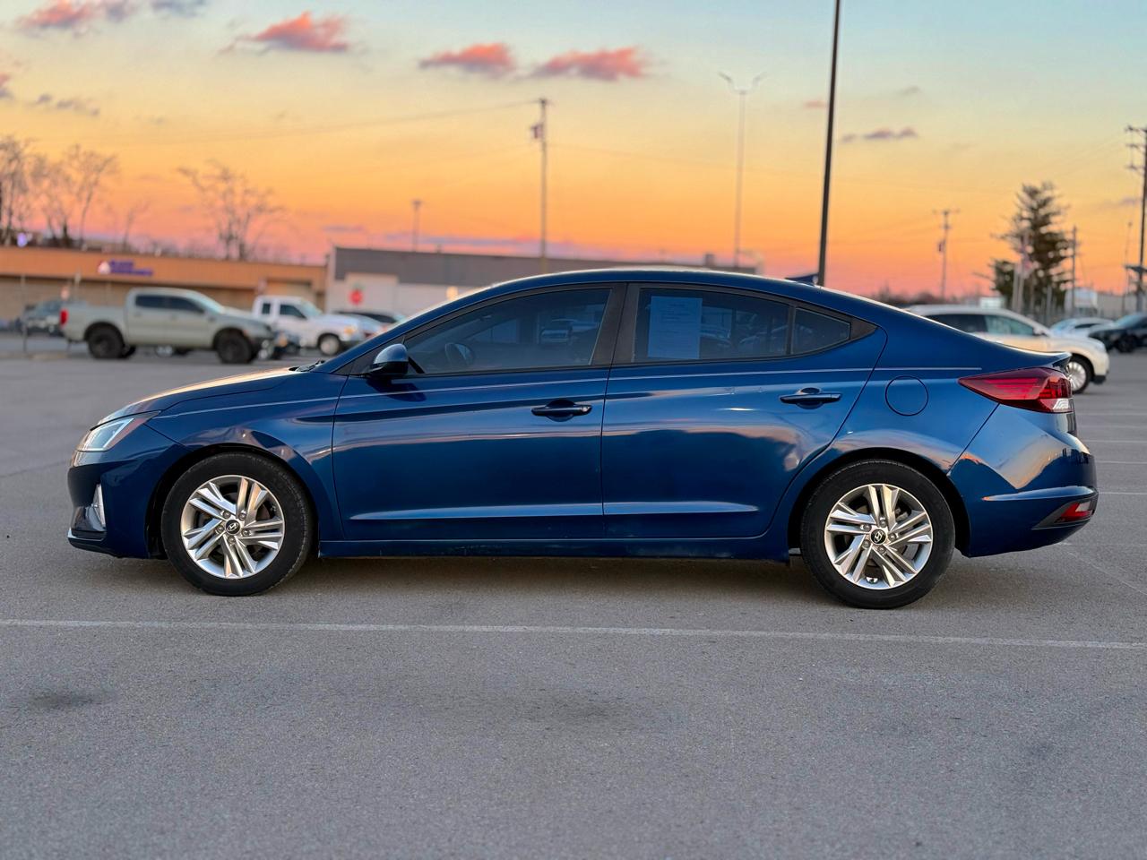 Hyundai Elantra SEL 2.0L Auto 2019