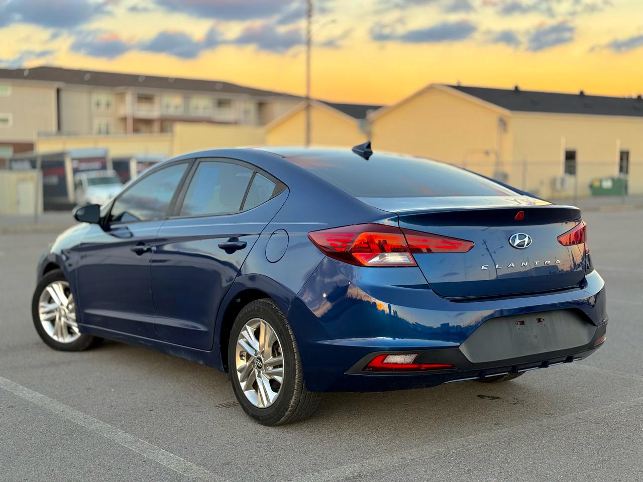 Hyundai Elantra SEL 2.0L Auto 2019
