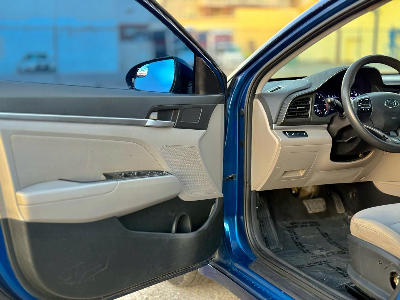 Hyundai Elantra SEL 2.0L Auto 2019