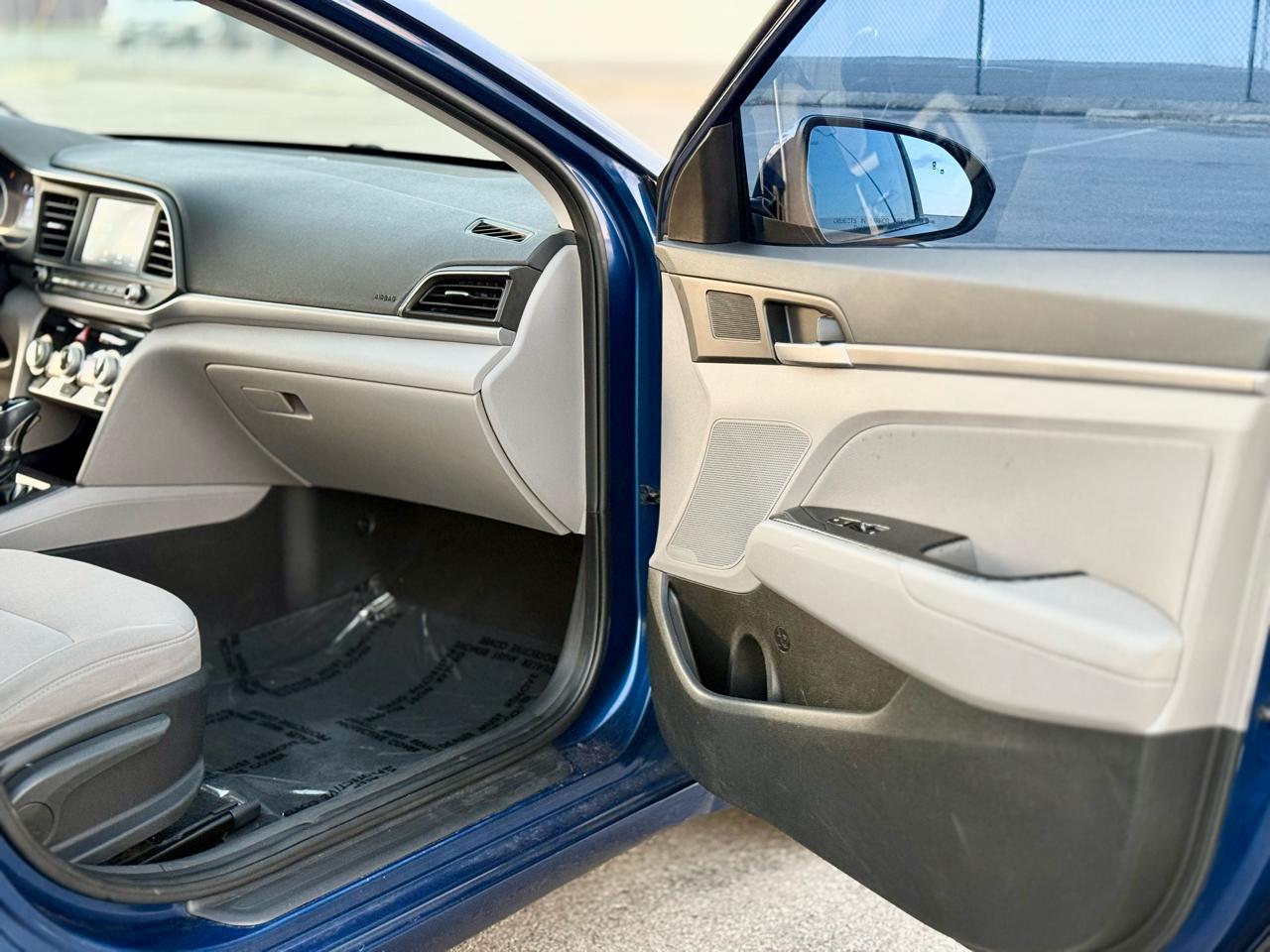 Hyundai Elantra SEL 2.0L Auto 2019
