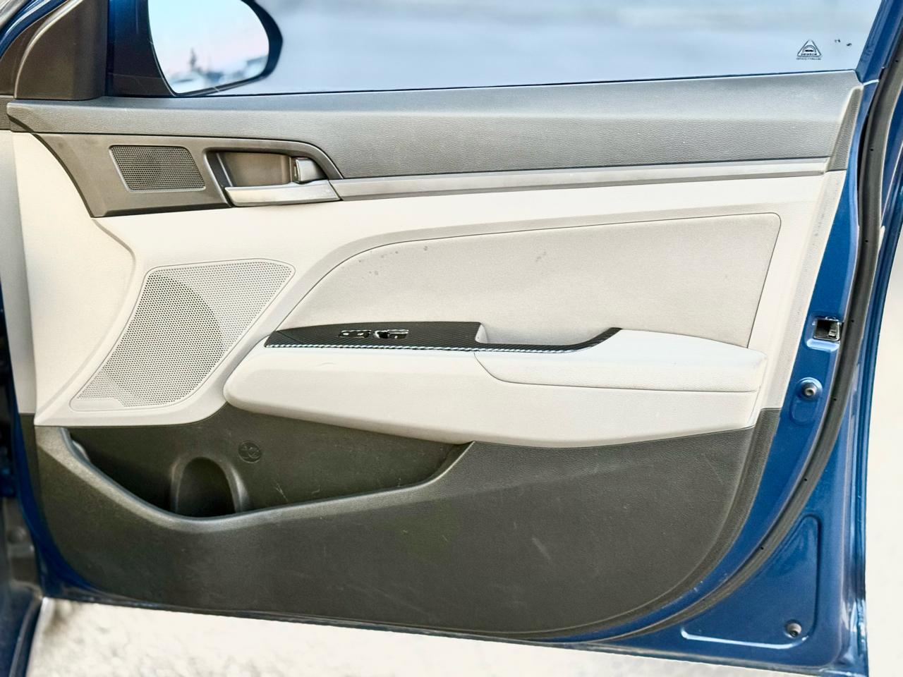 Hyundai Elantra SEL 2.0L Auto 2019