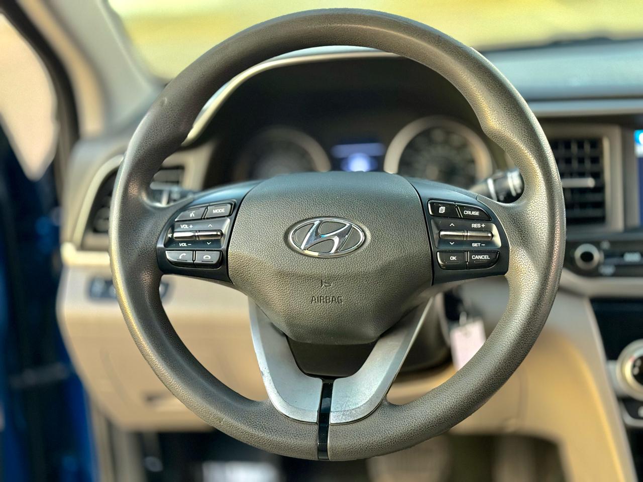 Hyundai Elantra SEL 2.0L Auto 2019