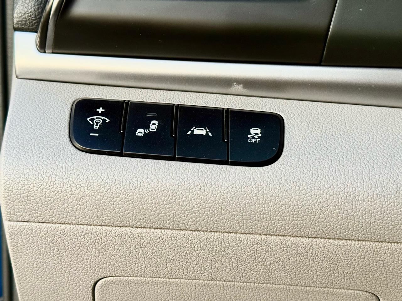 Hyundai Elantra SEL 2.0L Auto 2019