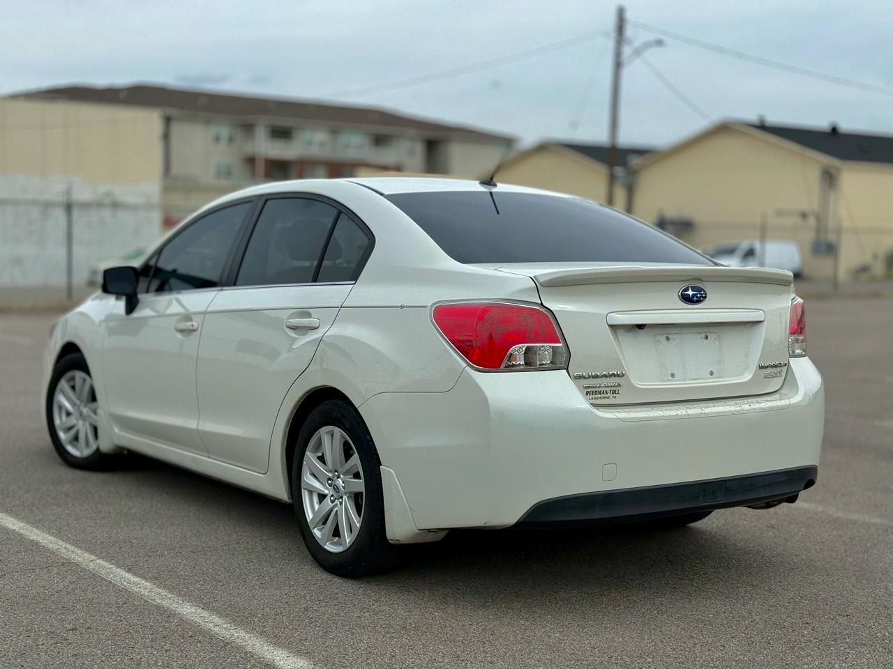 Subaru Impreza 2.0i Premium PZEV 4-Door 2015