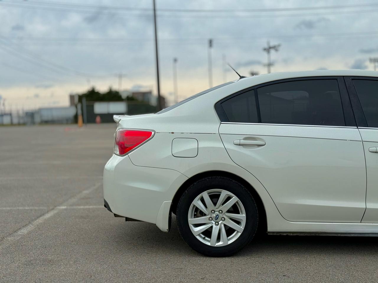 Subaru Impreza 2.0i Premium PZEV 4-Door 2015