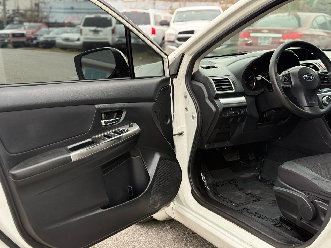 Subaru Impreza 2.0i Premium PZEV 4-Door 2015