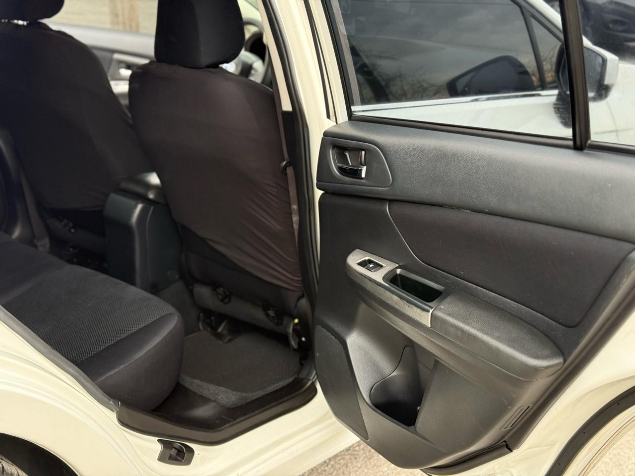 Subaru Impreza 2.0i Premium PZEV 4-Door 2015