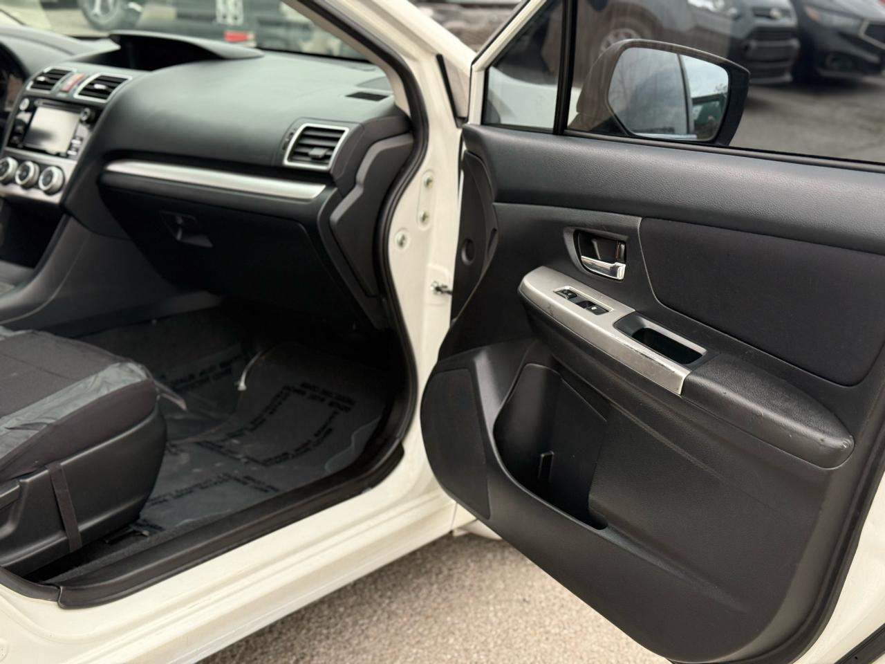 Subaru Impreza 2.0i Premium PZEV 4-Door 2015