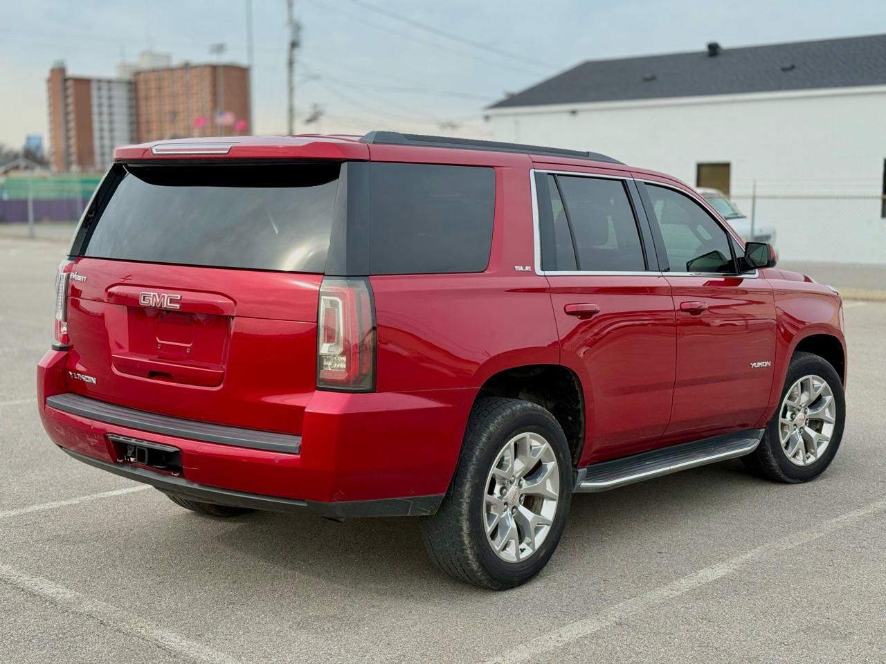 GMC Yukon SLE 4WD 2015