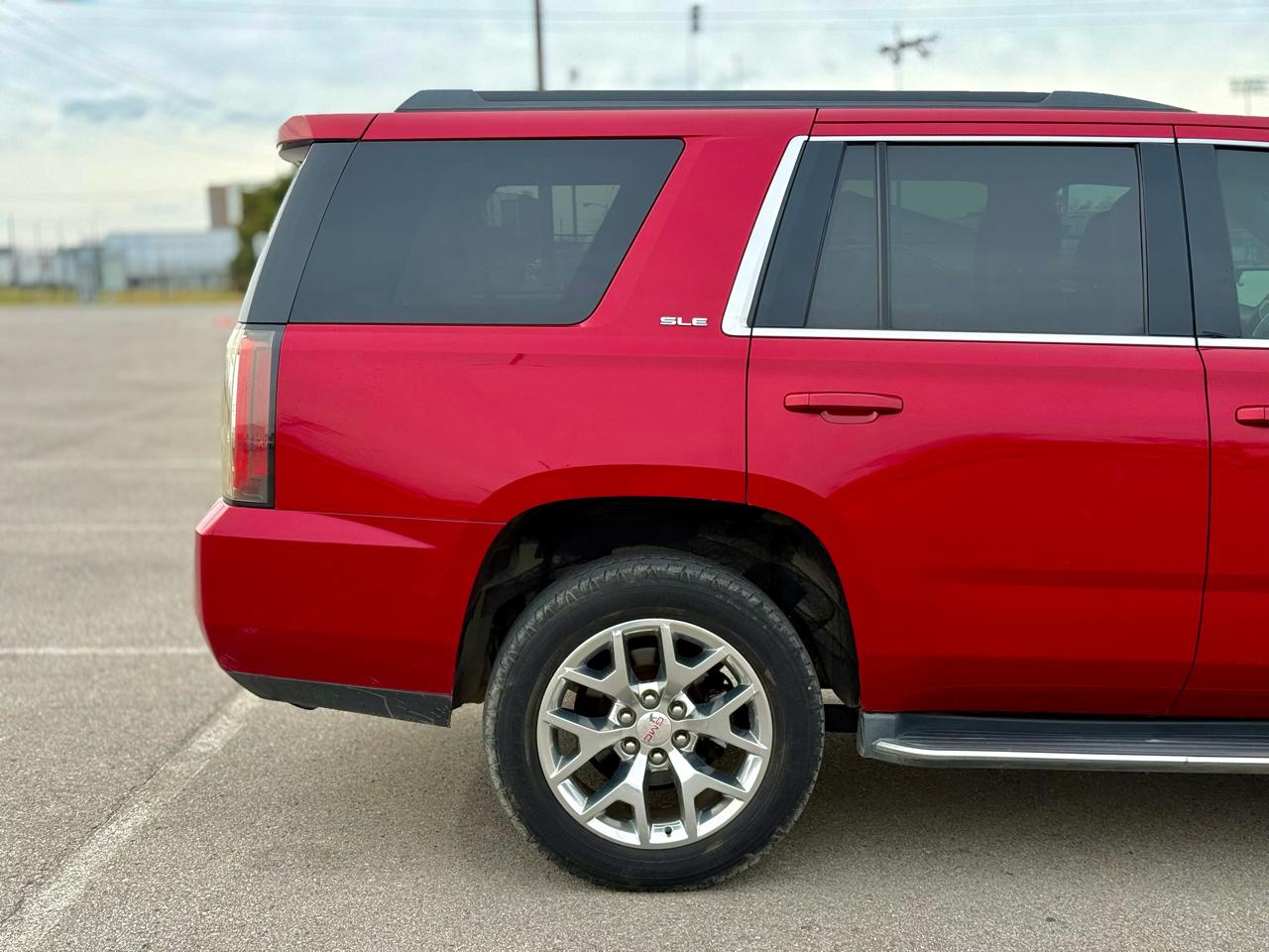 GMC Yukon SLE 4WD 2015