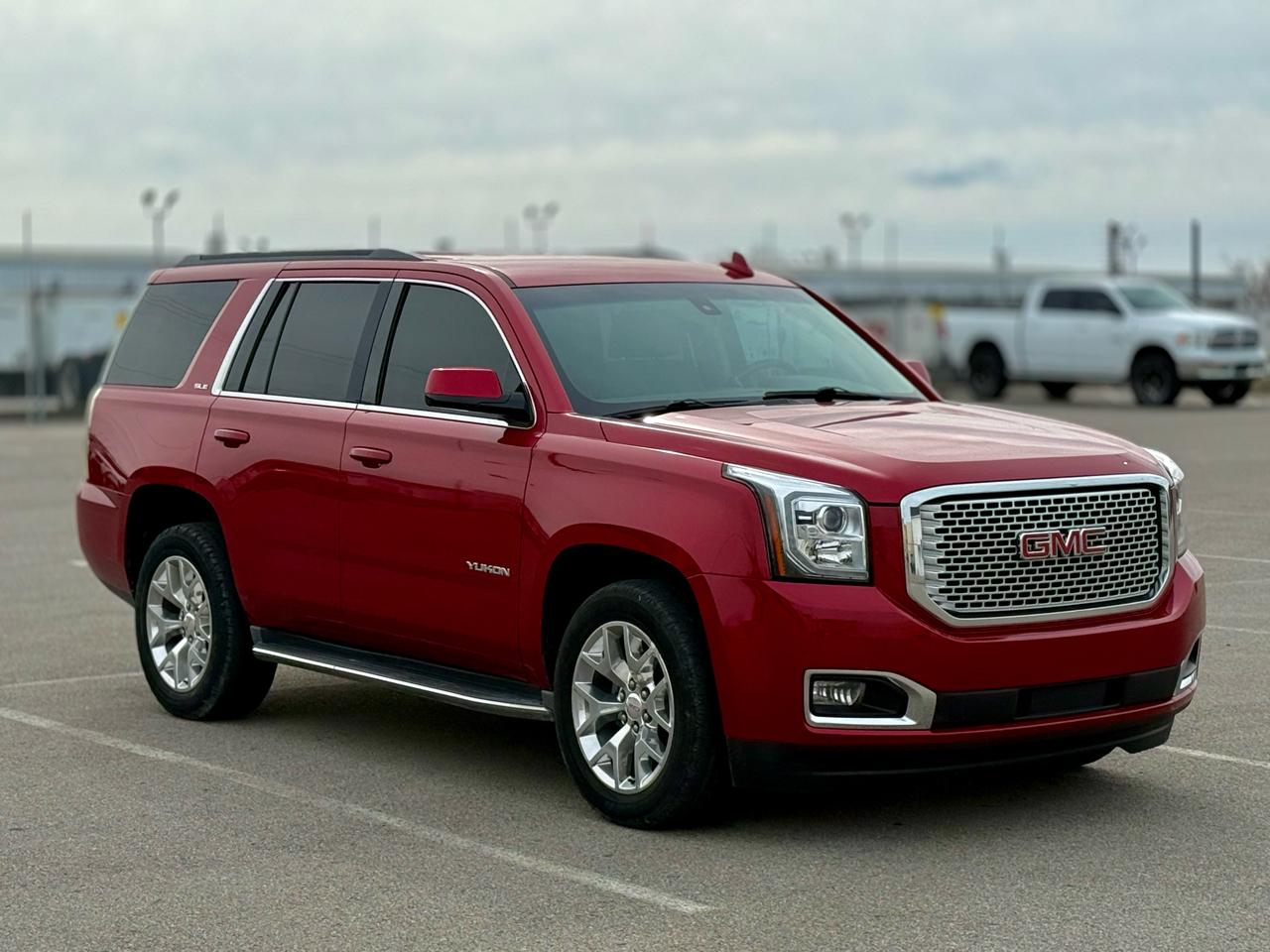 GMC Yukon SLE 4WD 2015