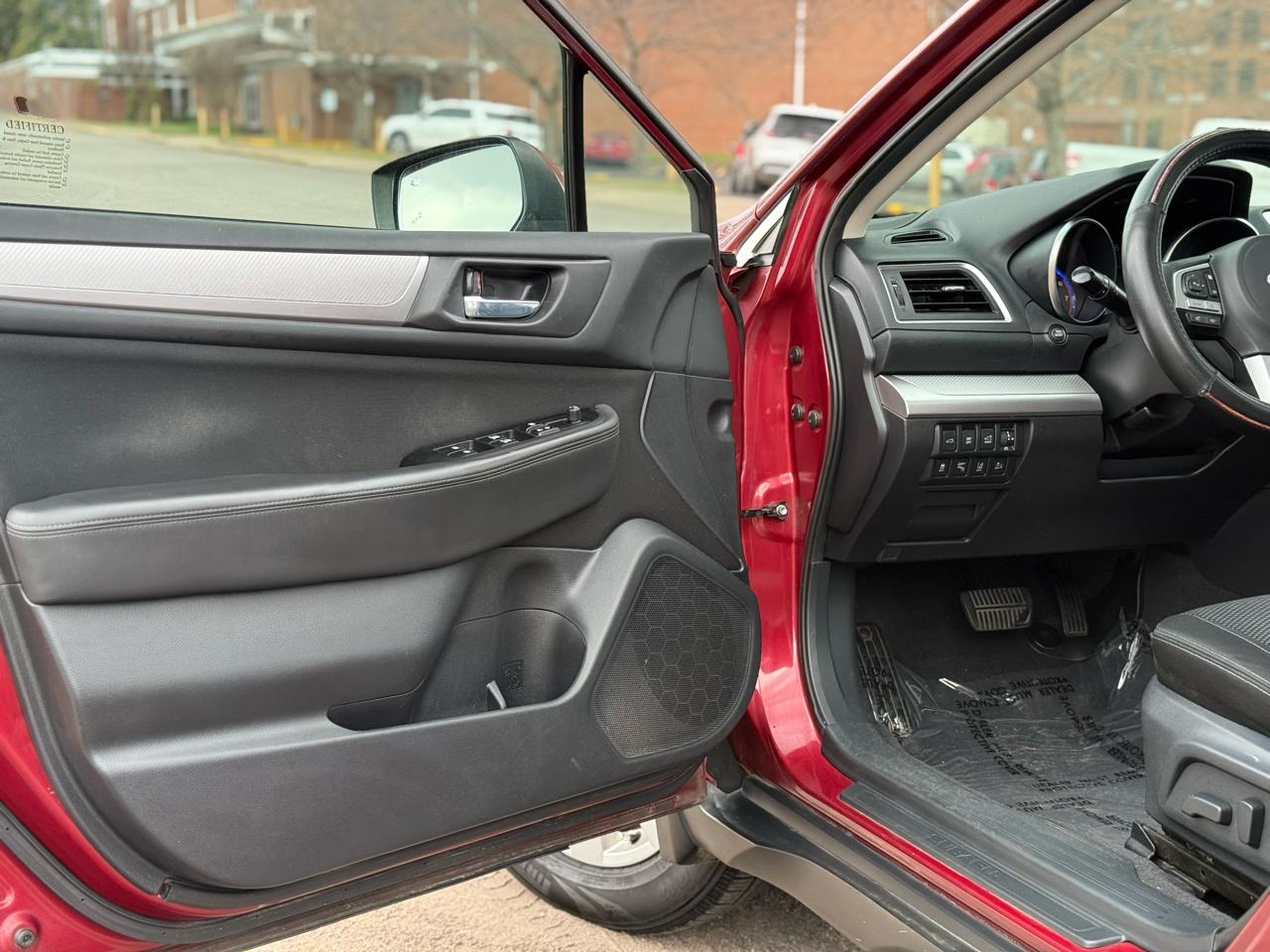 Subaru Outback 2.5i Premium 2015