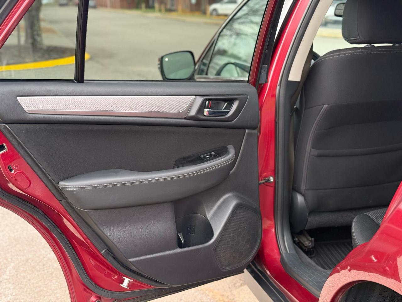 Subaru Outback 2.5i Premium 2015