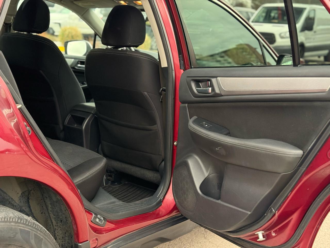 Subaru Outback 2.5i Premium 2015