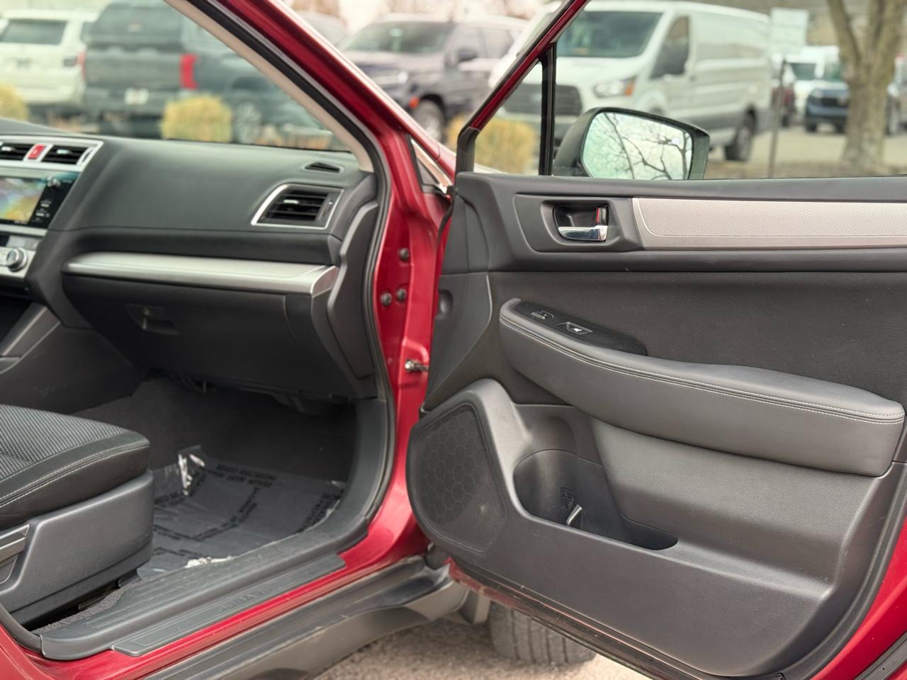 Subaru Outback 2.5i Premium 2015