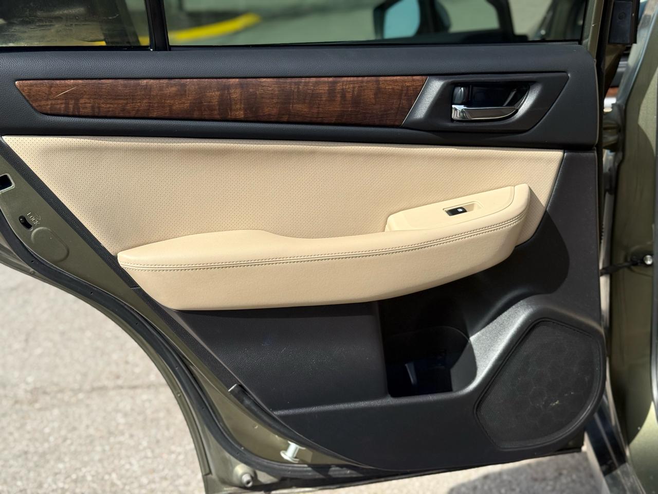 Subaru Outback 2.5i Limited 2015