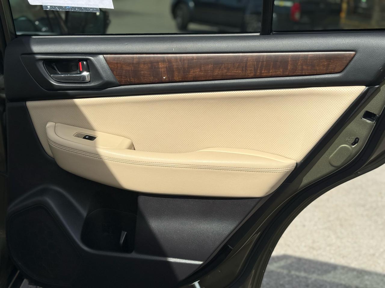 Subaru Outback 2.5i Limited 2015