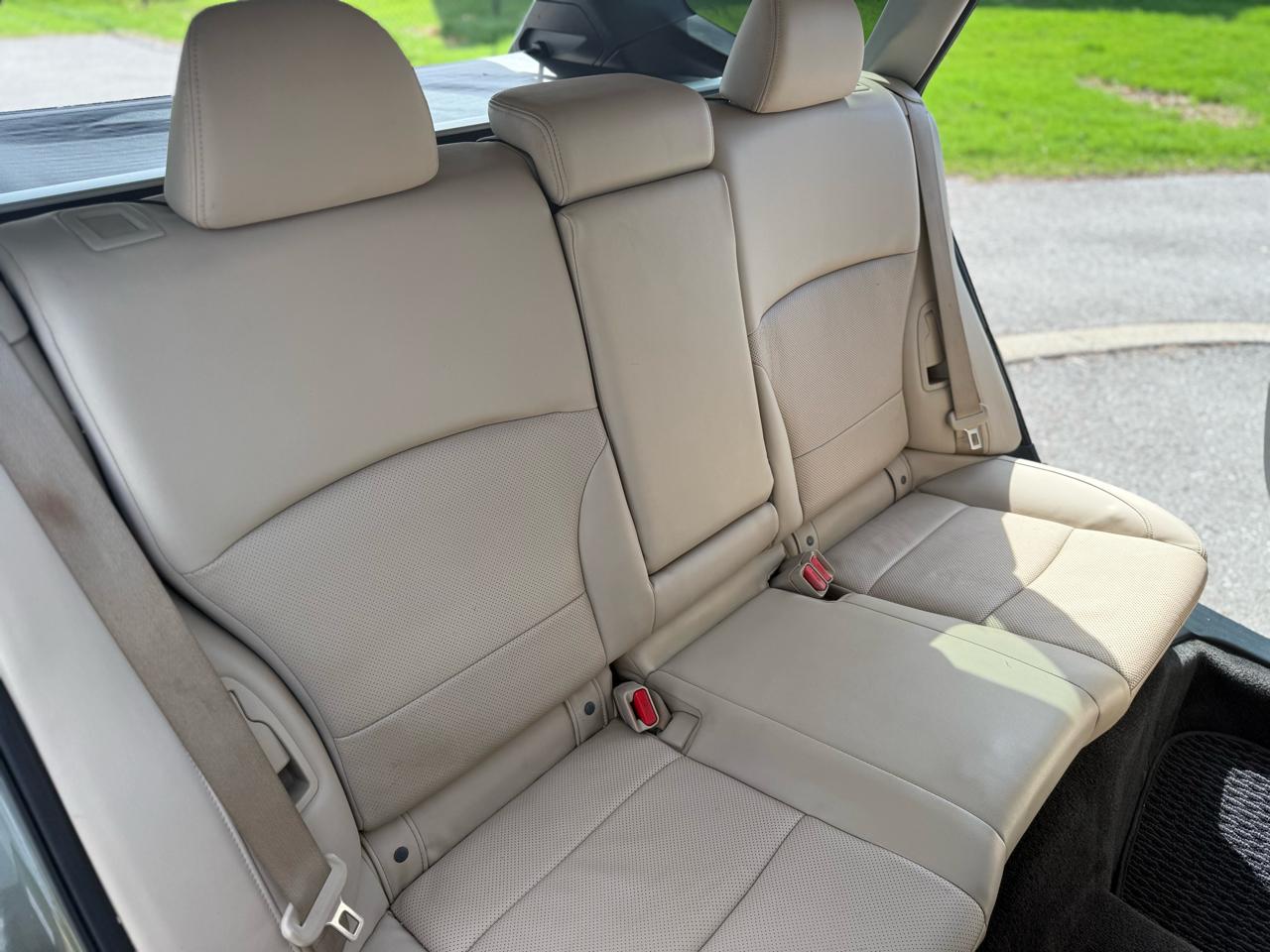 Subaru Outback 2.5i Limited 2015