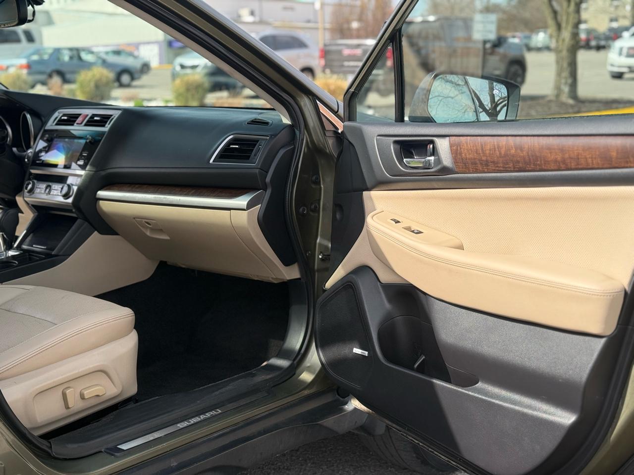 Subaru Outback 2.5i Limited 2015