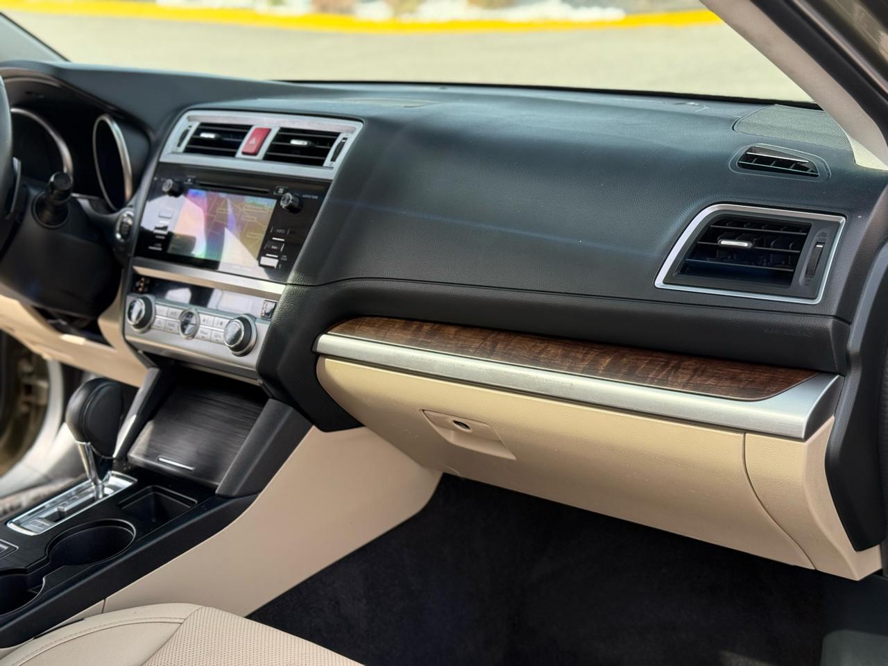 Subaru Outback 2.5i Limited 2015