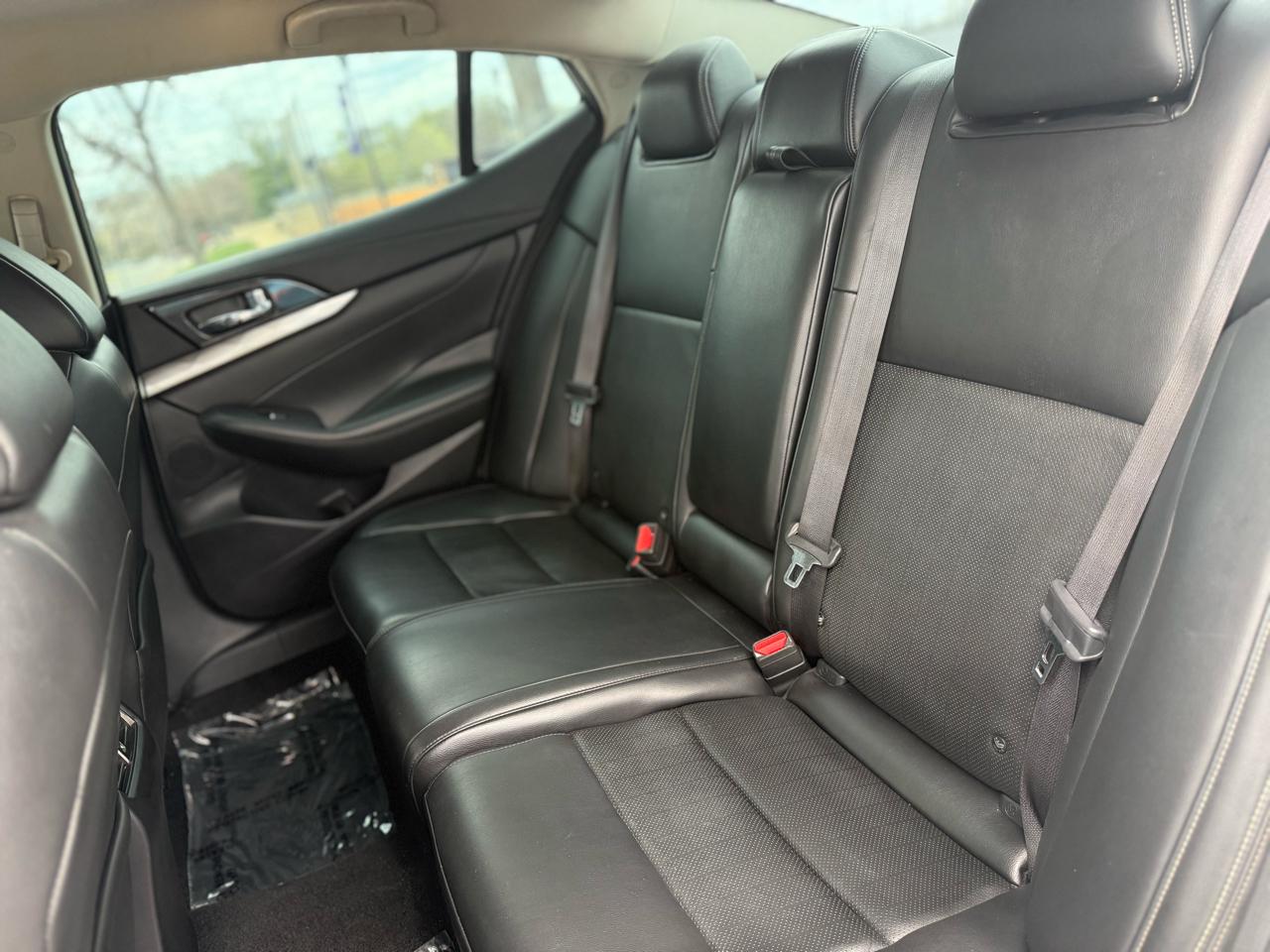 Nissan Maxima 4dr Sdn 3.5 SV 2019