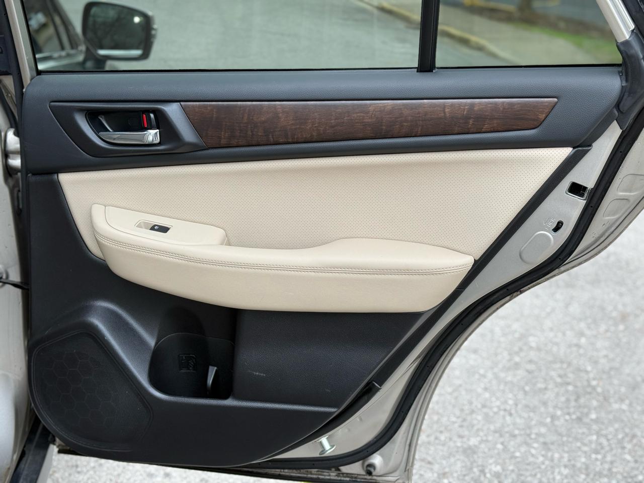 Subaru Outback 2.5i Limited 2017