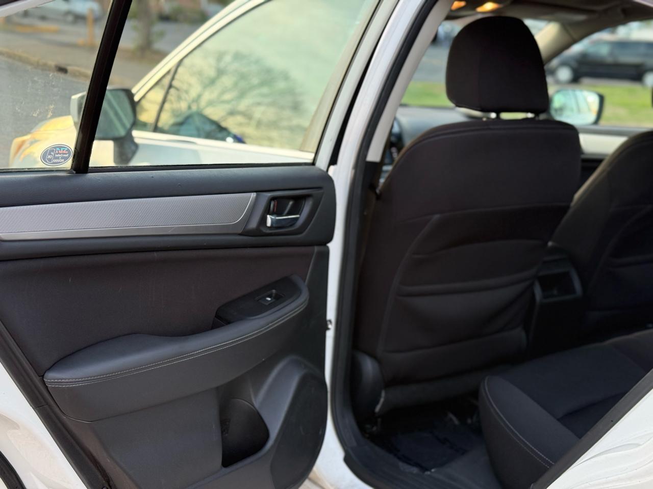 Subaru Legacy 2.5i Premium 2015