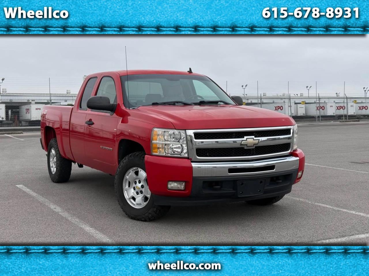 2011 Chevrolet Silverado 1500 LT Ext. Cab Long Box 4WD