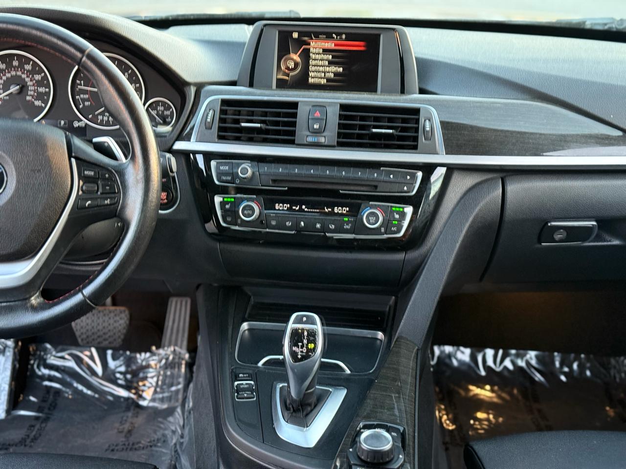 BMW 3-Series 328i xDrive Sedan 2016