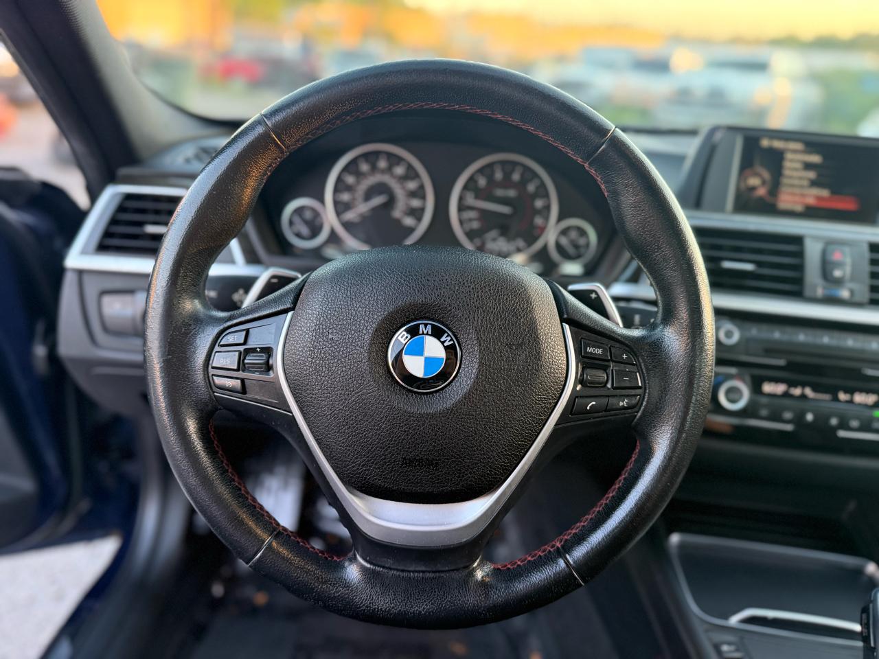 BMW 3-Series 328i xDrive Sedan 2016