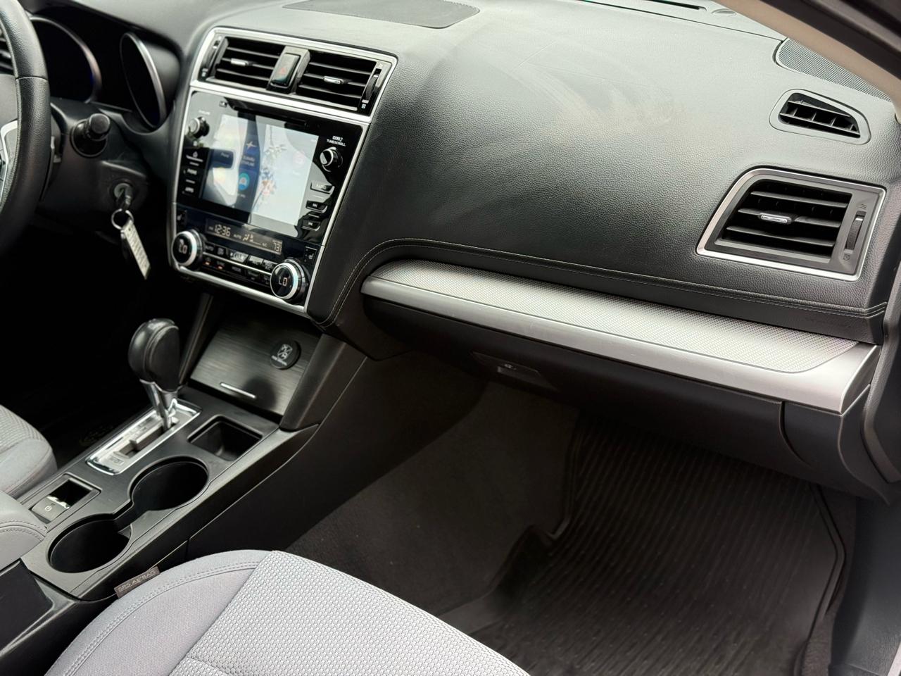 Subaru Outback 2.5i Premium 2019