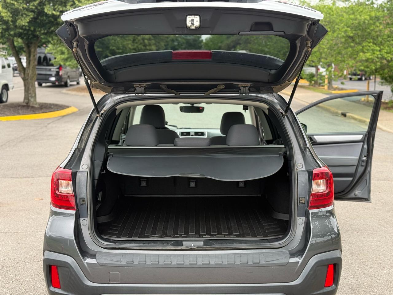 Subaru Outback 2.5i Premium 2019
