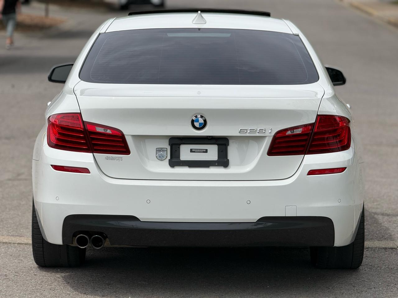 BMW 5-Series 528i 2015