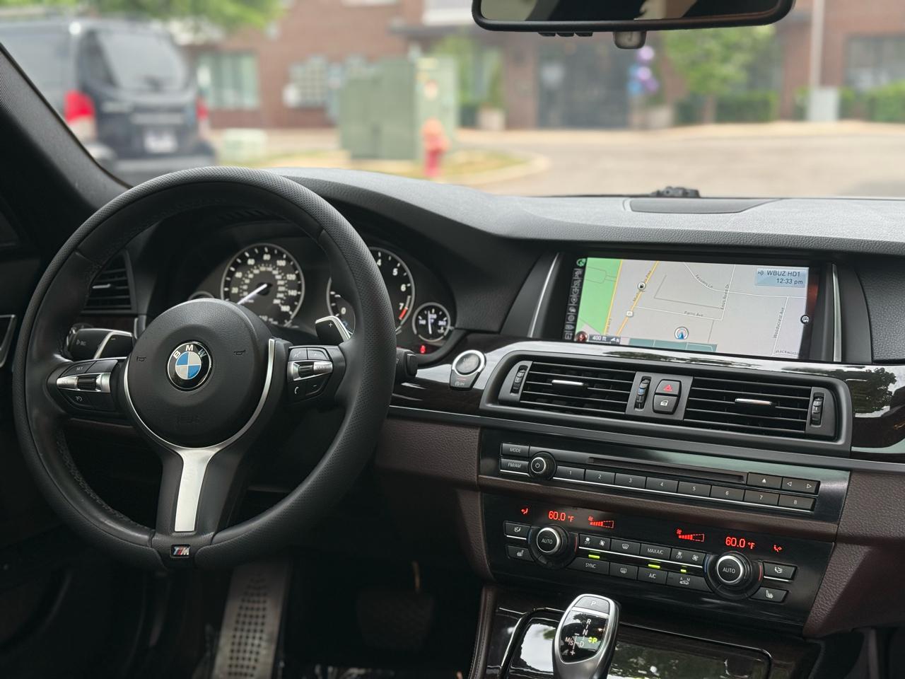 BMW 5-Series 528i 2015